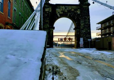 Wheeling Suspension Bridge