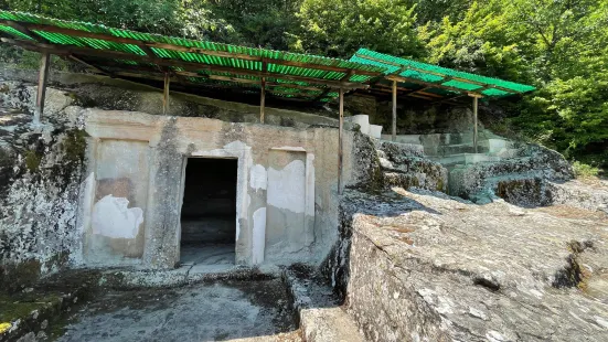 Royal Tombs of Selca