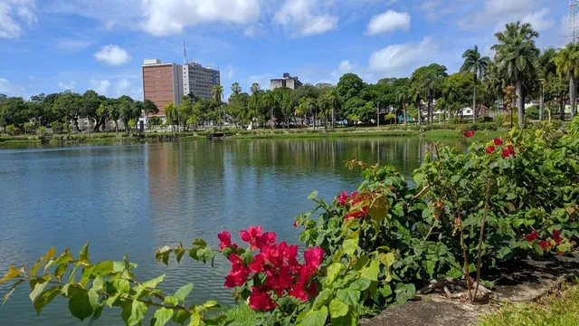 สวนสาธารณะลากัว - โซลอน เดอ ลูเซนา