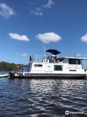 Myall Lakes Getaway Houseboats