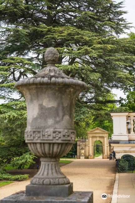 Chiswick House and Gardens