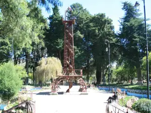 Simon Bolivar Park