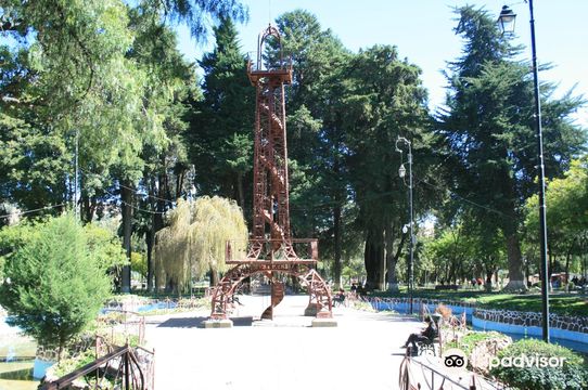 Simon Bolivar Park