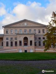 Yusupovskiy Palace on Sadovaya