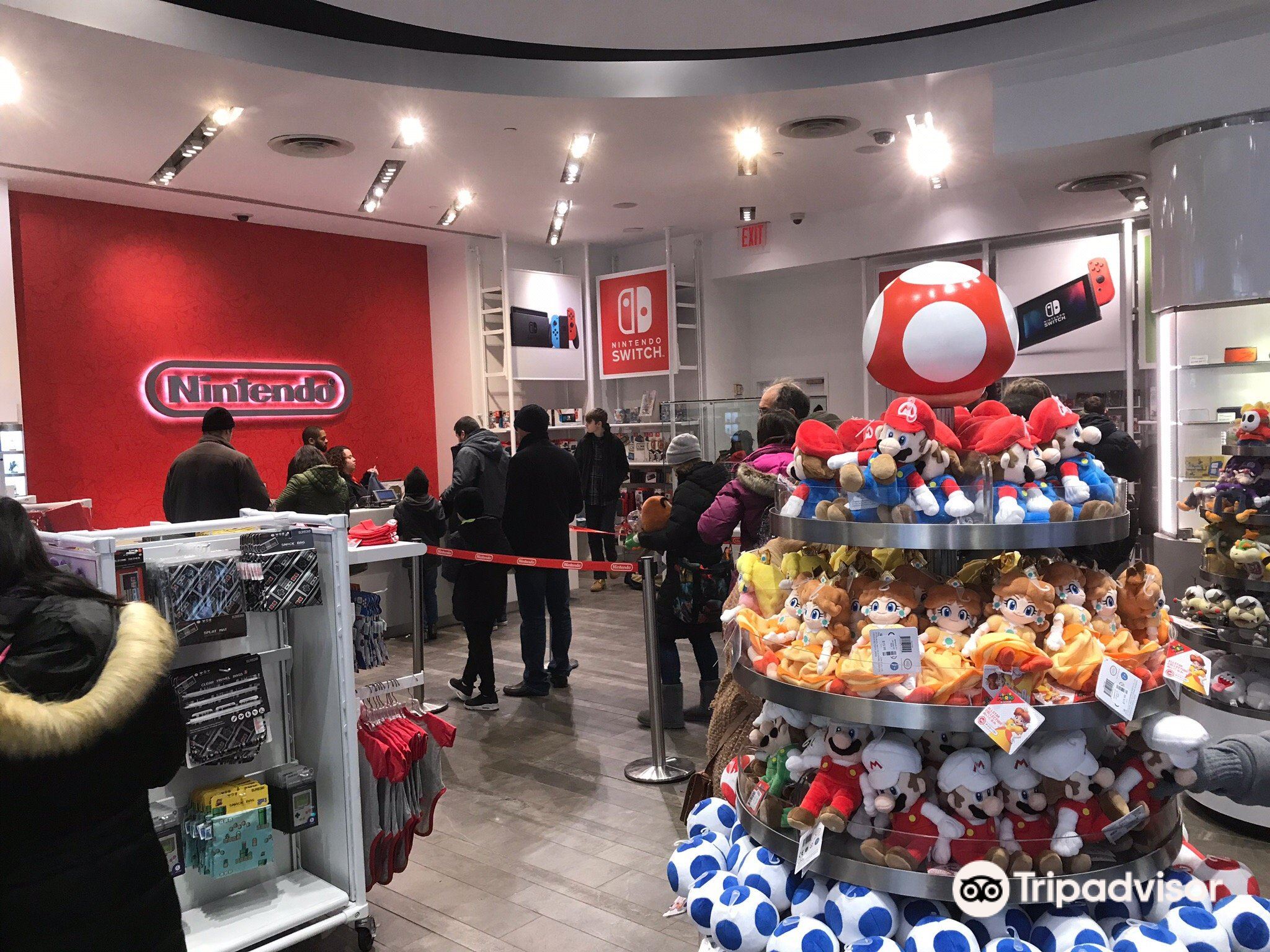 Visiting Nintendo New York and looking around during Covid19 Times