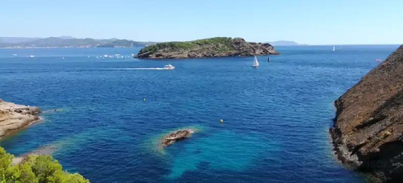 Hotels near Ball Packaging Europe