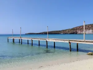 Playa Pichilingue (Pichilingue Beach)