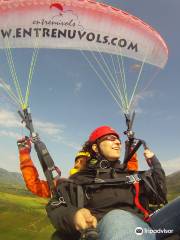 Entrenúvols - Escola de Parapent a Àger