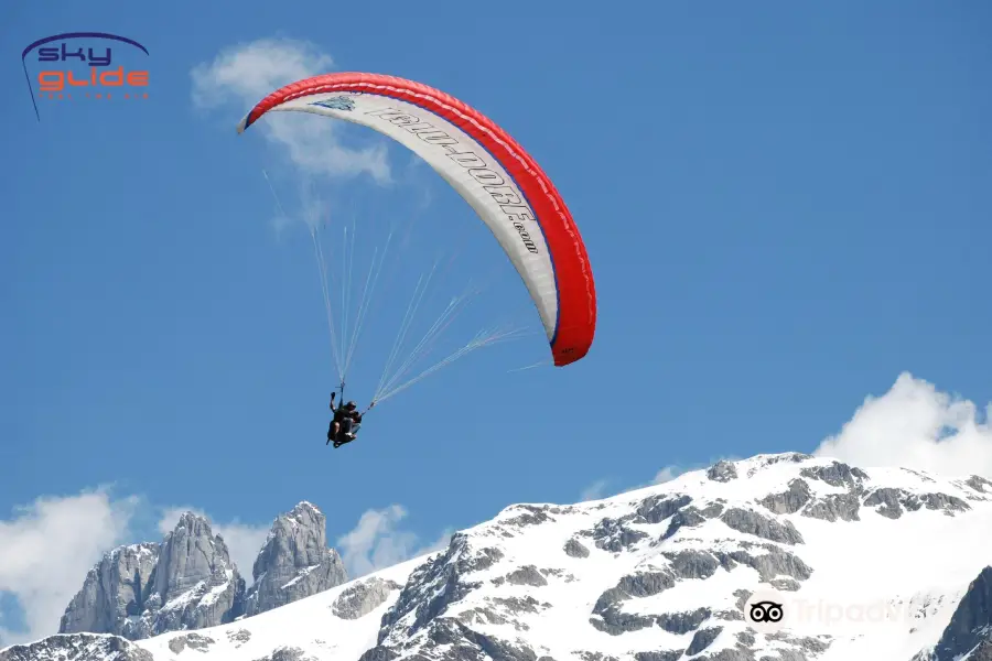 SkyGlide Paragliding Lake Lucerne