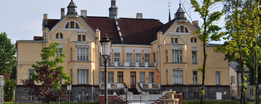 Chaim Frenkel's Villa