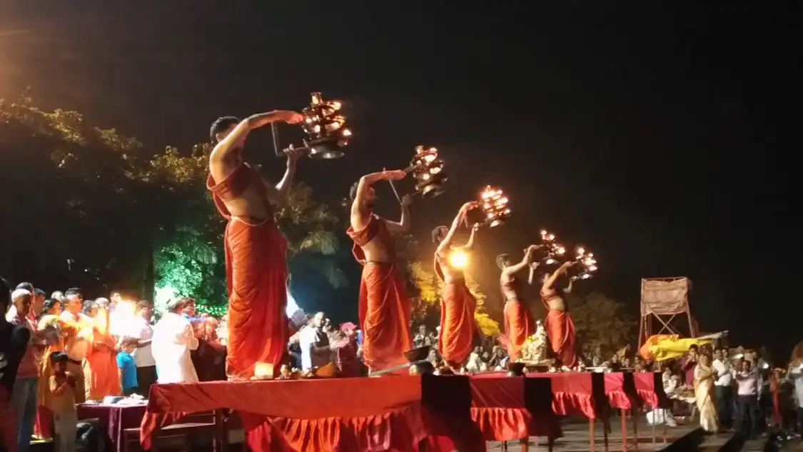 Hotel in zona narmada river puja