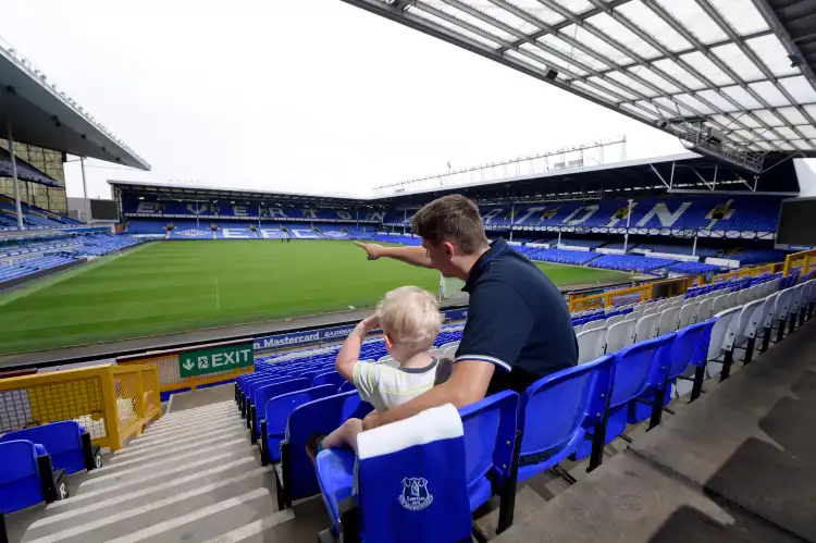 Các khách sạn gần Sân vận động Goodison Park