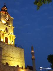 Torre medievale dell'orologio