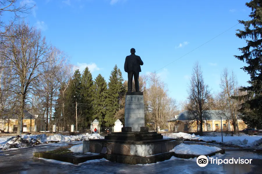 Lenin monument