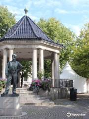 Johan Halvorsen monument