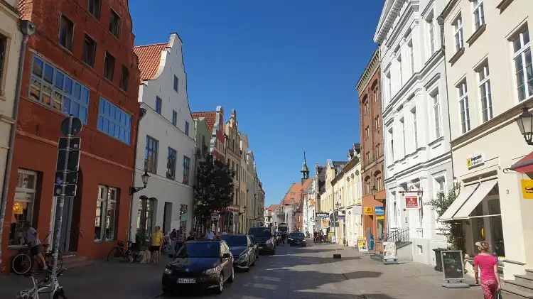 Hotels near Wasserkunst