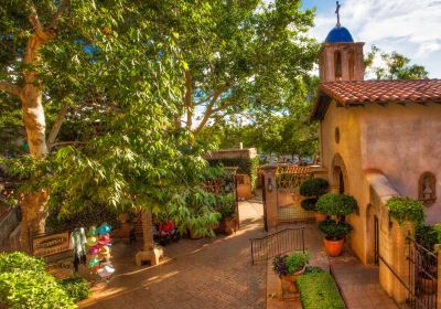 Tlaquepaque Arts & Shopping Village