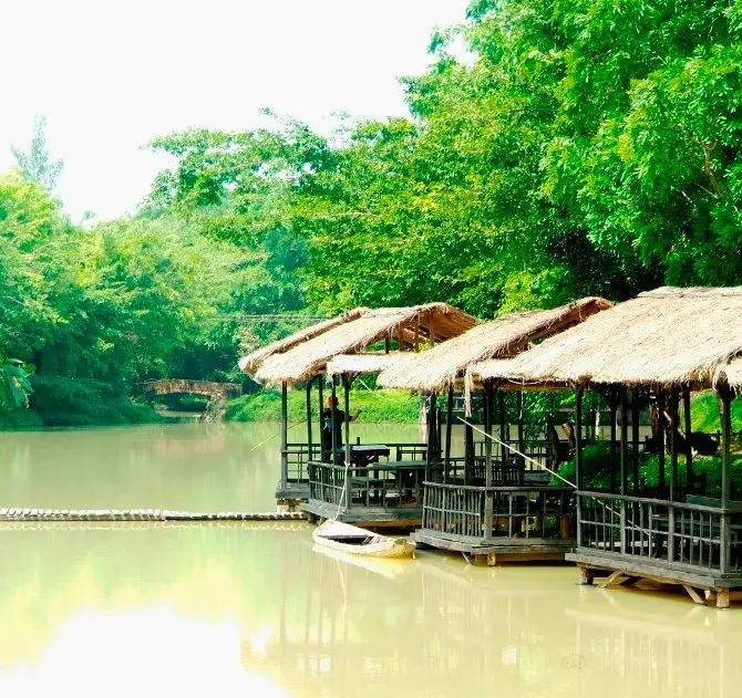 Vinh Cuu District