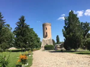 Chindiei Tower （Sunset Tower）