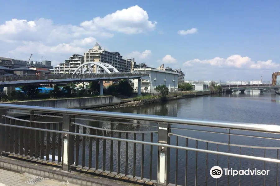 Shiokaze Bridge