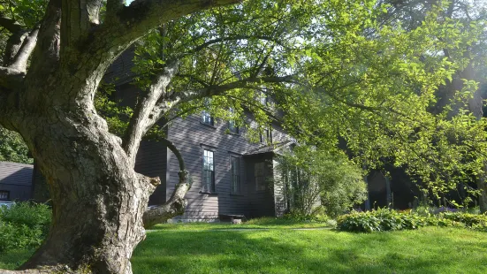 Louisa May Alcott's Orchard House