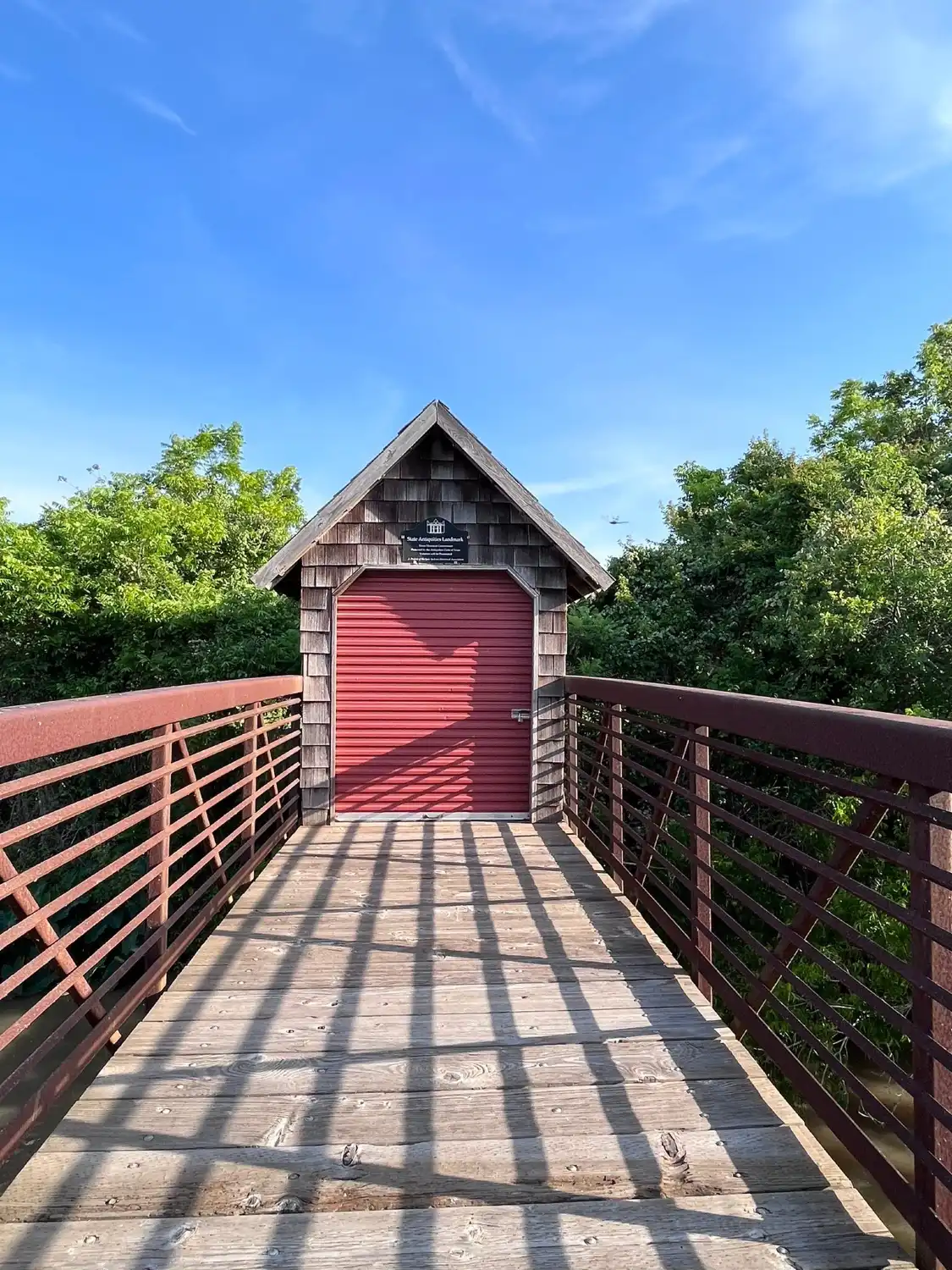 Hotels near Abner Jackson Plantation Site