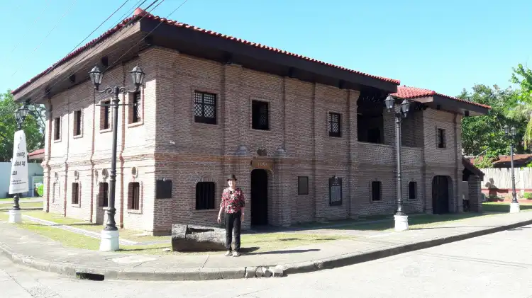Hotels in Badoc