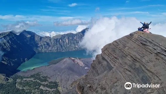 Star Rinjani Trekking