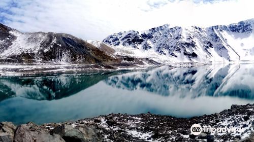 El Yeso Dam