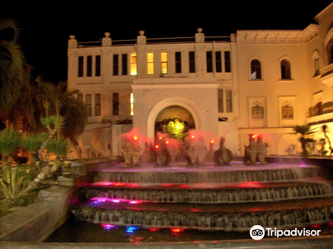 3_Фонтан Грифоны