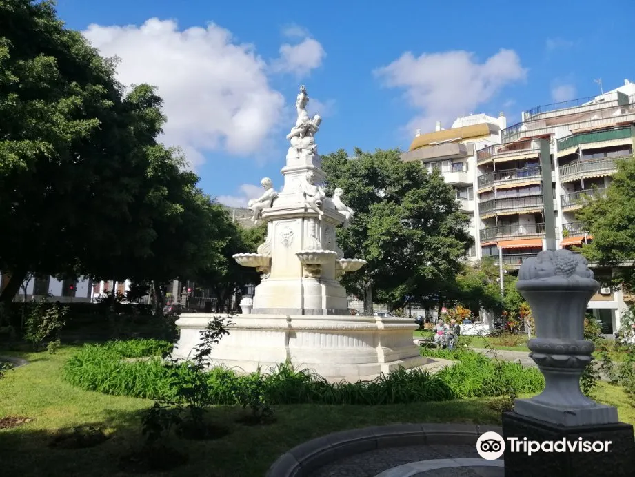 1_Fountain Square Weyler