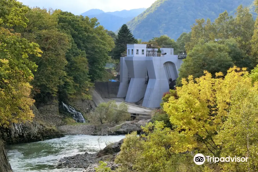 Moiwa Power Plant and Shusuiseki