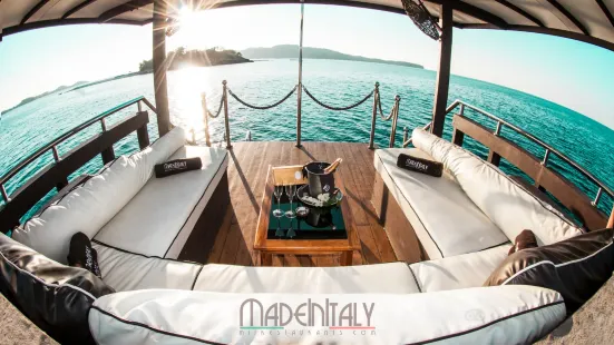 MadeInItaly - The Boat