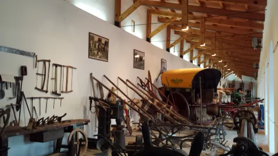 Museo Del Carro Y Aperos De Labranza