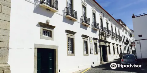 Palácio Visconde Olivã e Jardins / Lagar-Museu / Biblioteca Municipal de Campo Maior