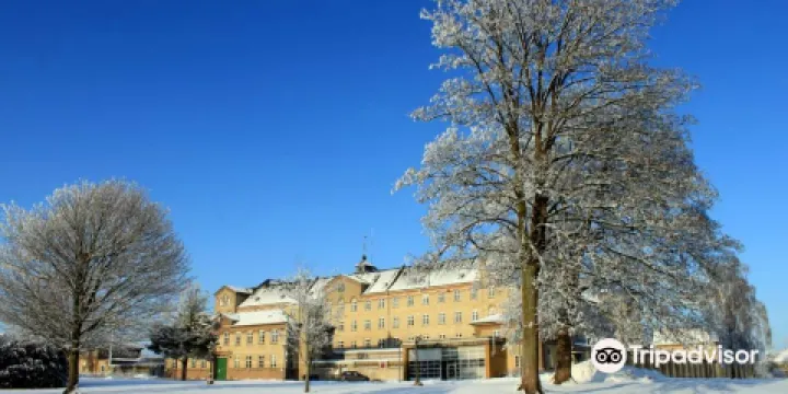 前霍爾森斯州立監獄