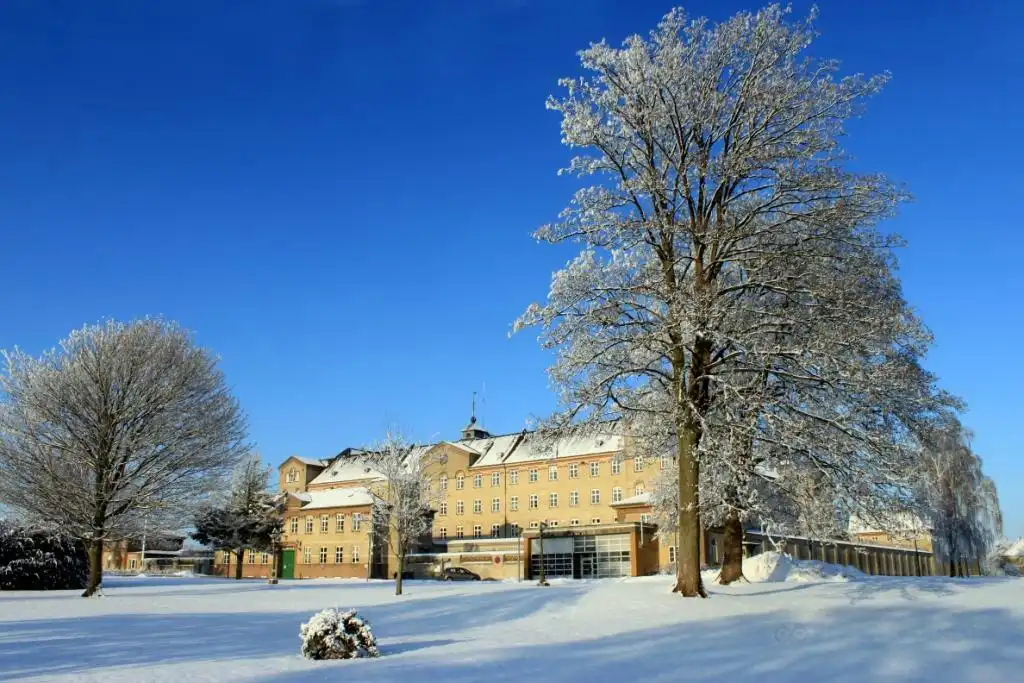 Hotels near Fængslet