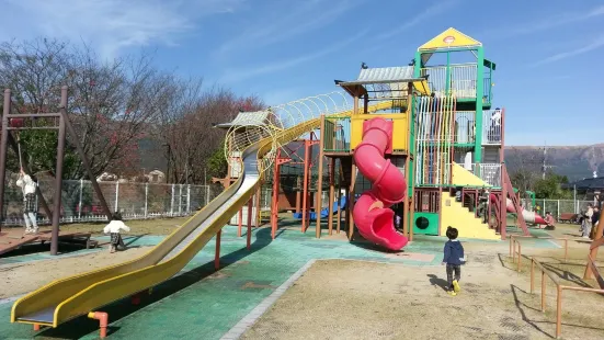 Aso-Viva - Aso Uchinomaki Family Park