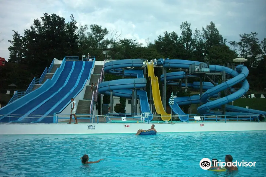 Water Park Blue Bubbles