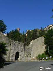 Porta and Sources of Docciola