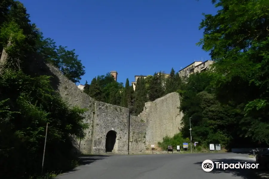 Porta and Sources of Docciola