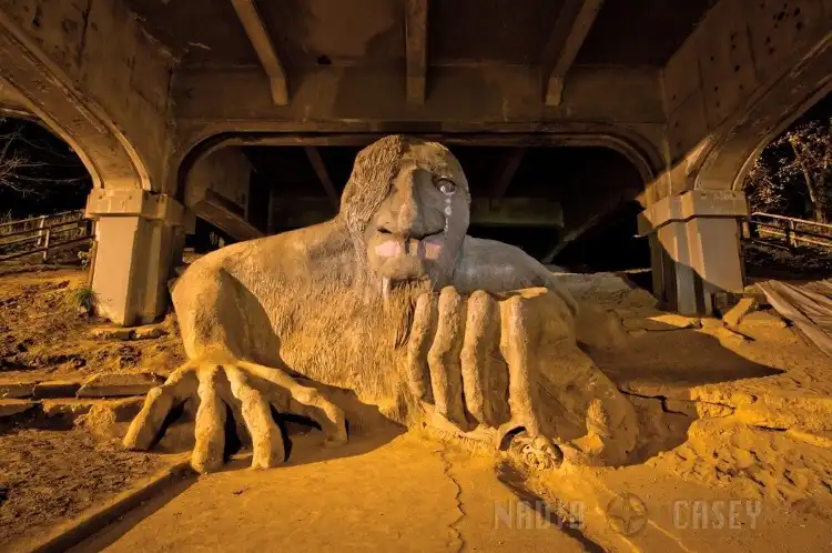 Hotels near Fremont Troll