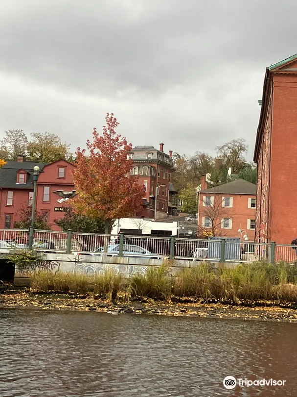 5_La Gondola Providence, Inc.