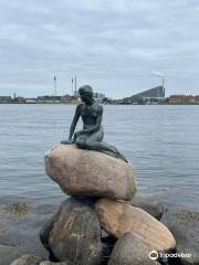 Agnete and the Merman Statue