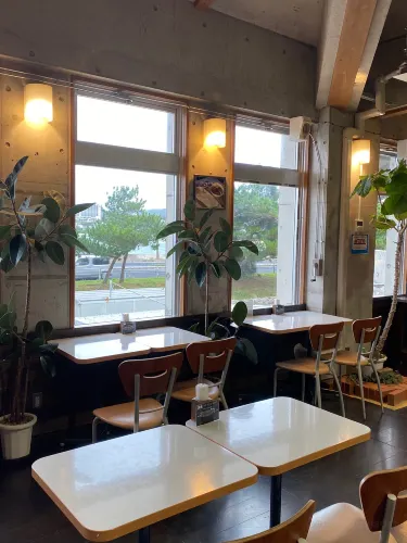 Onna no Eki Nakayukui Market