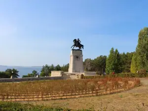 monument à Tatichtchev