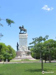 Monumento al General Urquiza