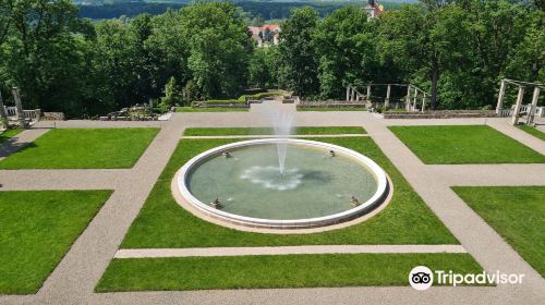 Kamieniec Zabkowicki Palace