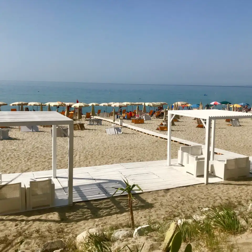 5_Mapapi Beach