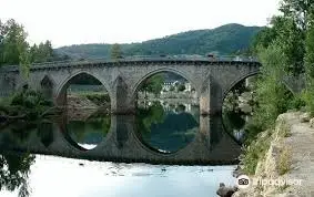 Pont Notre Dame XV eme , sur le Lot